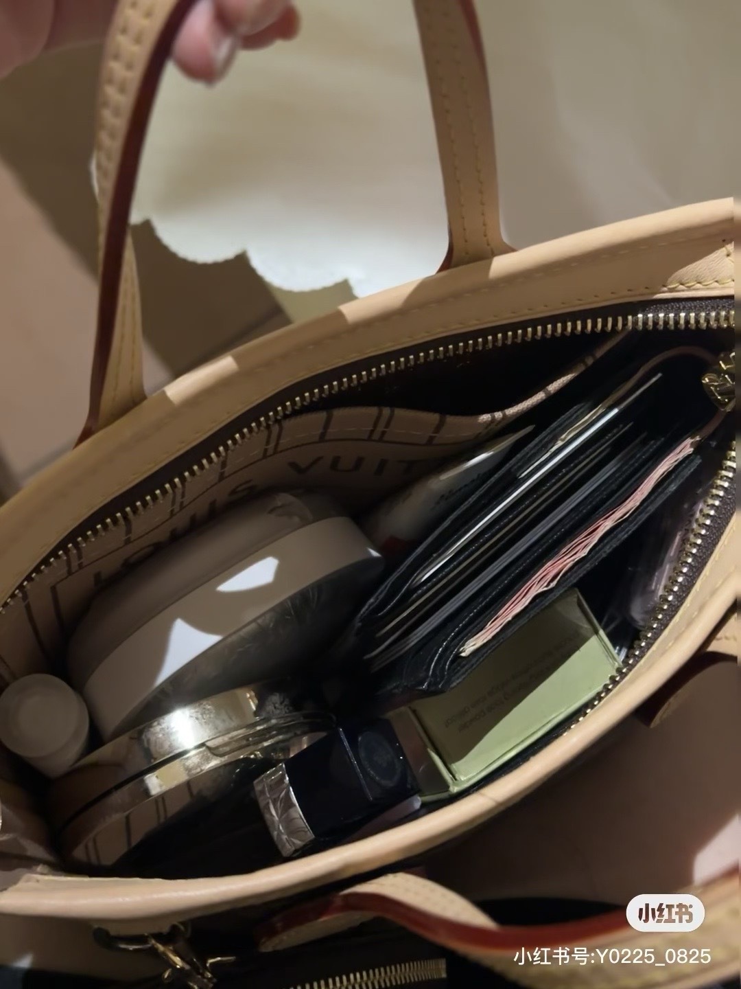 New classic old-fashioned wide-shoulder lv13 tote bag versatile retro mediaeval bag handbag one-shoulder cross-body bag-with packaging box