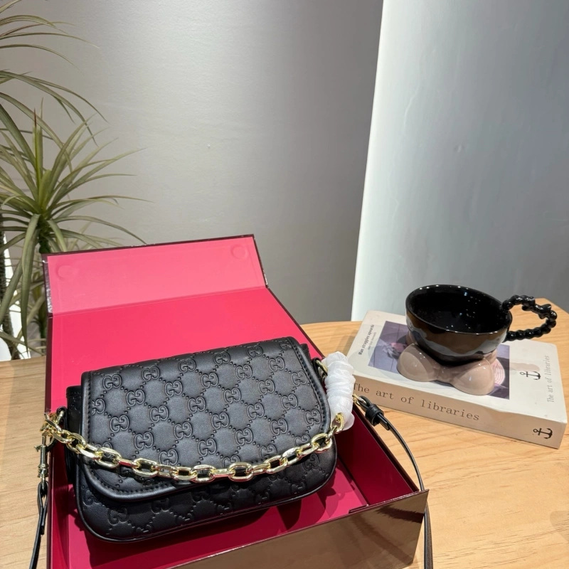 Classic GG embossing-box