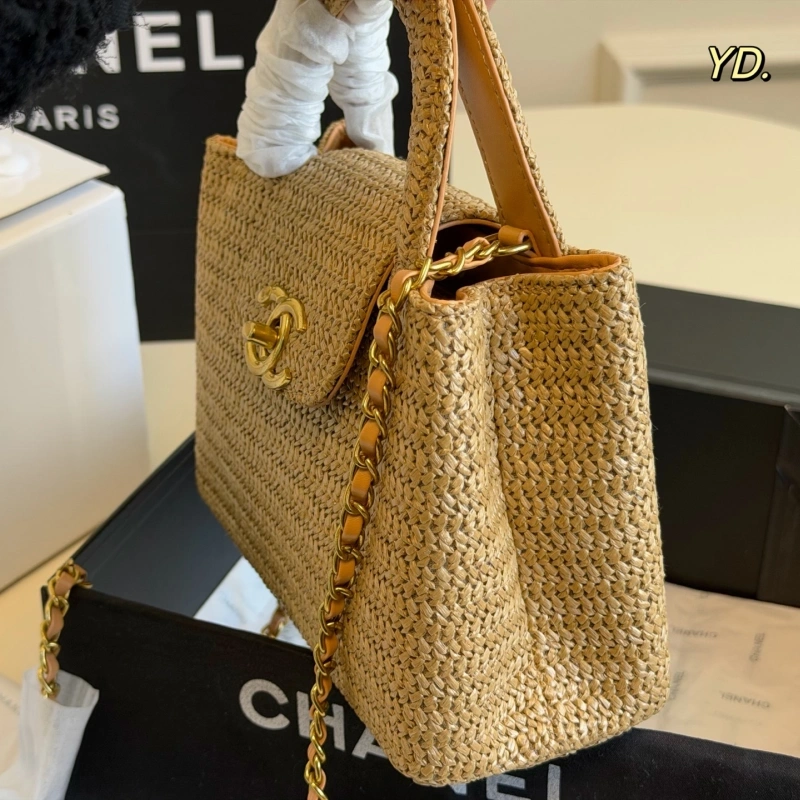 Early Spring Resort Woven Kelly Bag-box”Please note there might be a slight color variation. Kindly check the detail images.”