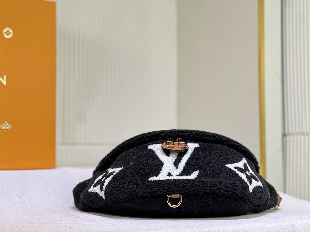 LV fashion new backpack casual waist bag cross-body bag outdoor sports backpack-without packaging box