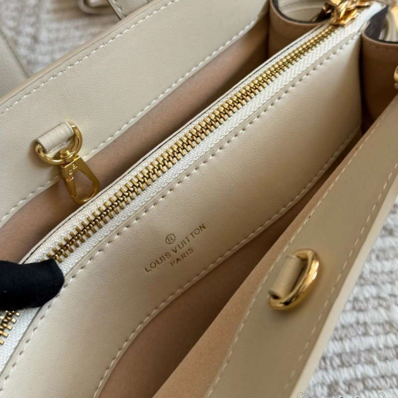 L’s new arrival: Full-grain cowhide shoulder bag / handbag-box