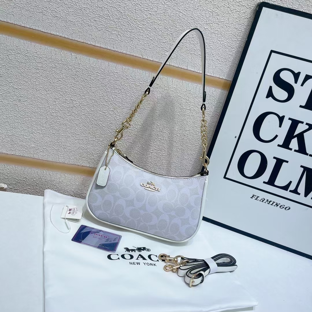 Coach underarm bag and tote shoulder bag