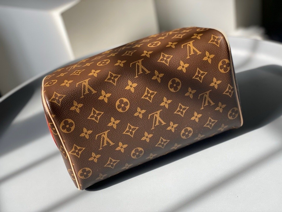 Old flower makeup bag, women’s new style, large capacity daily cosmetics storage bag, wash bag, fashionable, light luxury trend-comes with gift box