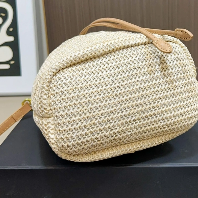 New Spring/Summer woven bucket bag (no box included)