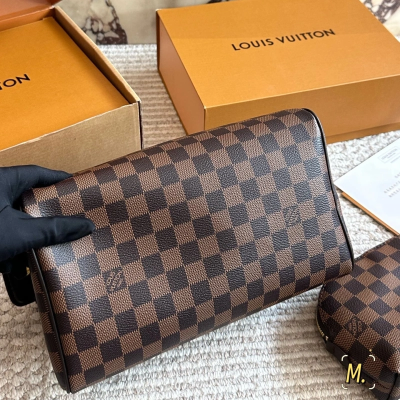 L home fashion cosmetic bag – with box