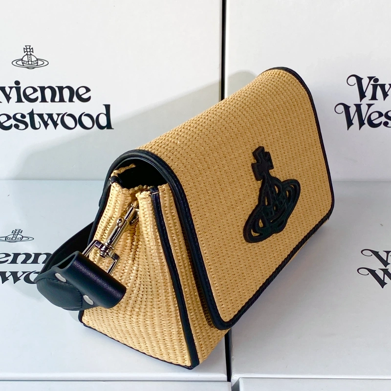 New medium woven underarm bag-box