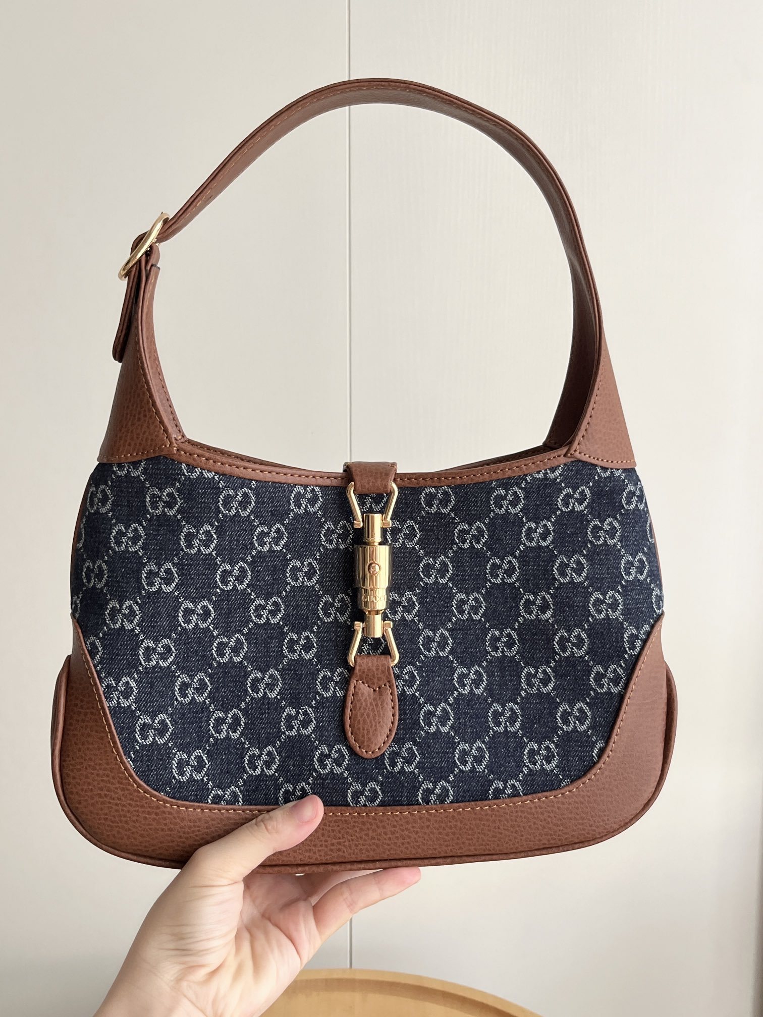 Summer small bag, women’s trendy fashion, saddle bag, women’s high-end sense, versatile, niche design, armpit bag-without packaging box