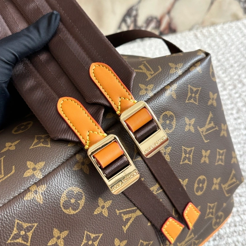 A must-have backpack for classic hipsters-no box