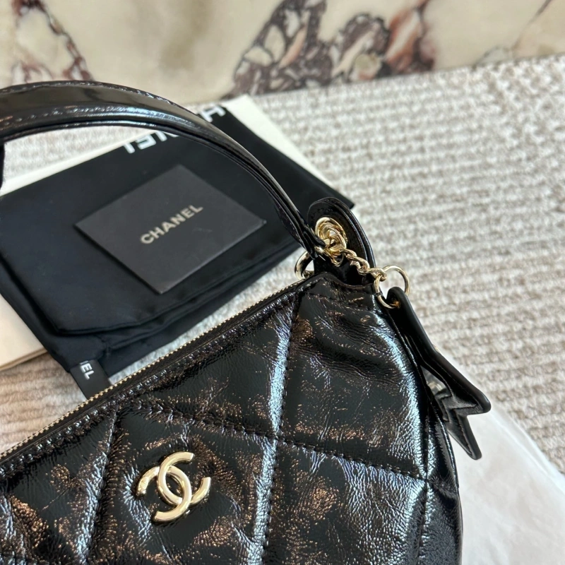 Semicircular crescent bag-box