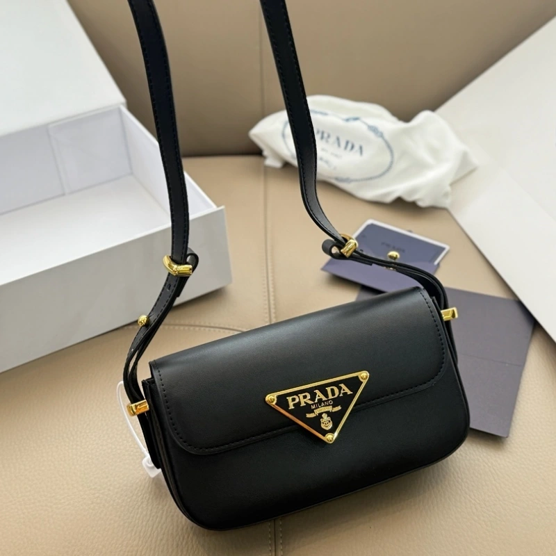 The oversized triangle logo is iconic-box