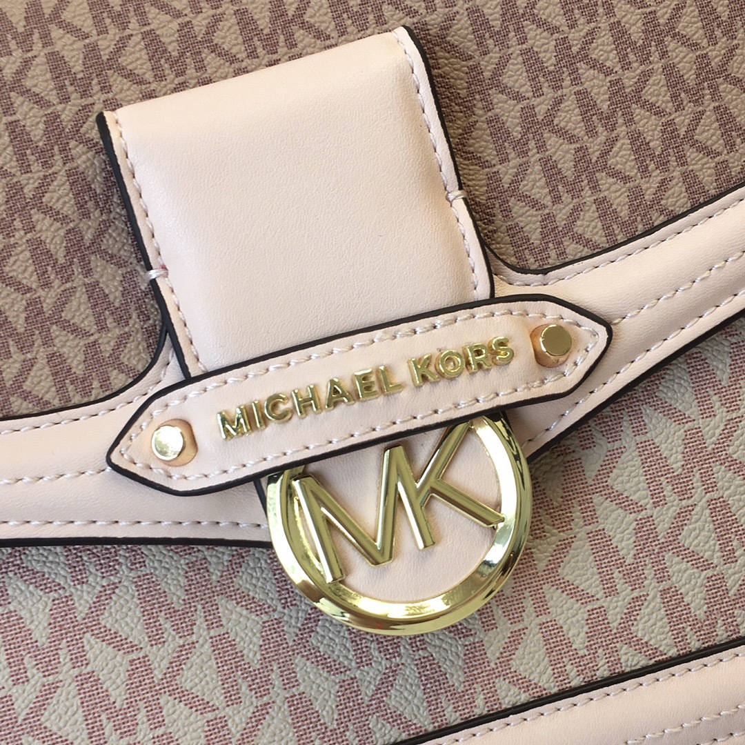Advanced fashion trendy leather shoulder bag, fashionable commuting diagonal cross bag, women’s retro small square bag-comes with gift box