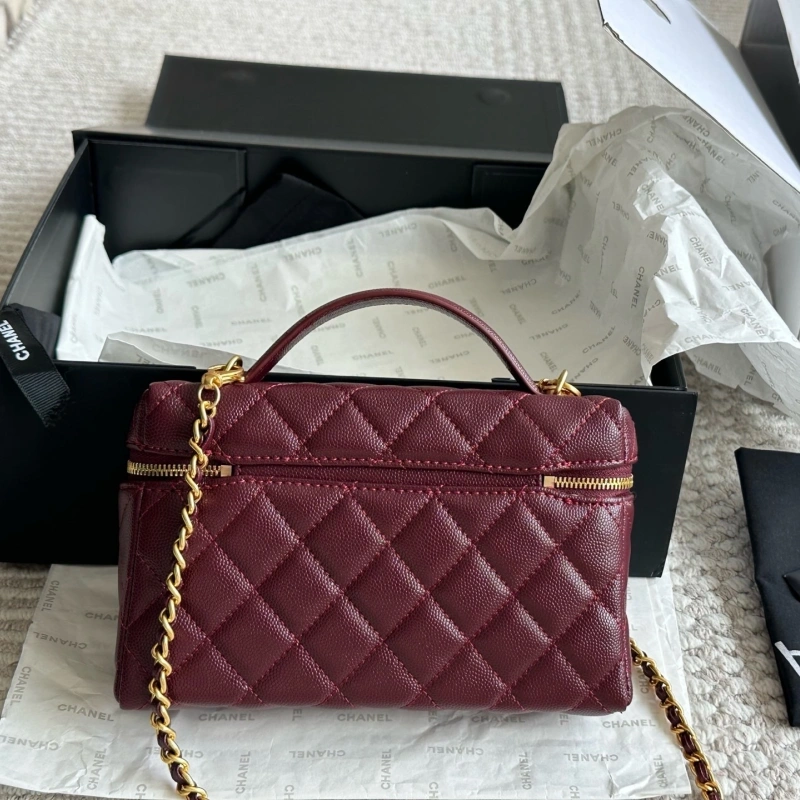 Scored the viral LP Box Bag! Feeling super lucky~box