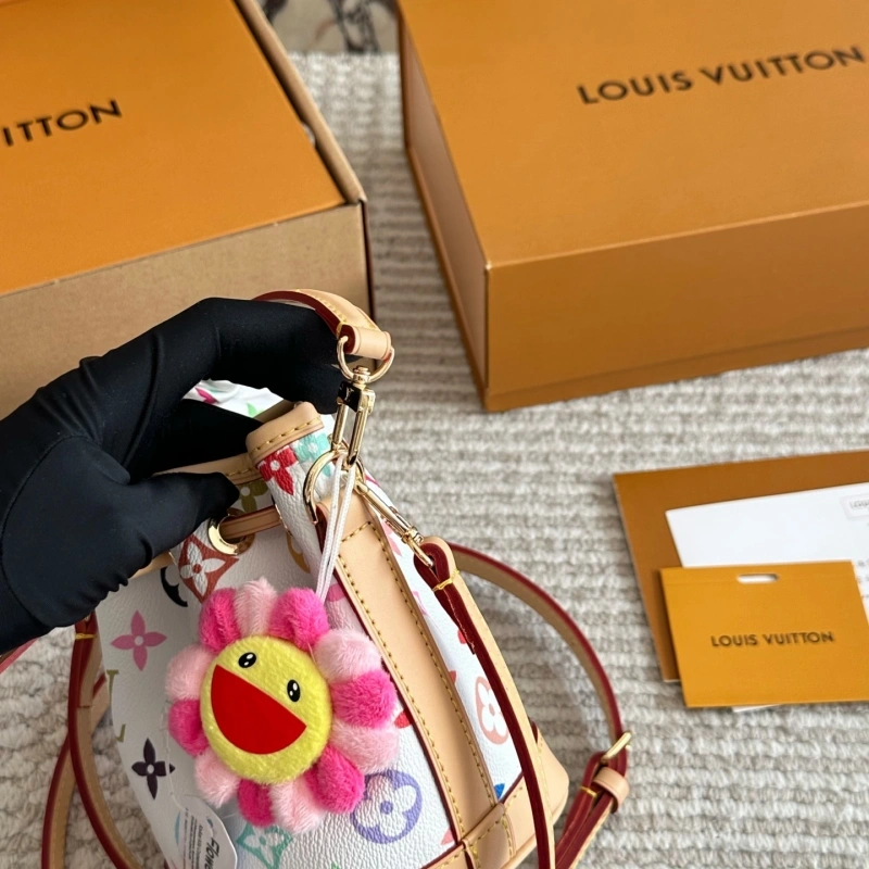 Small bucket bag-box