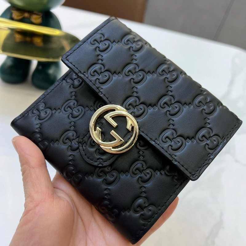 GG embossed G cowhide clip-box