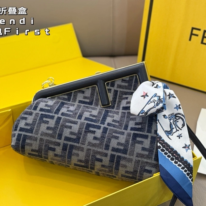 Clip Wrap First -box