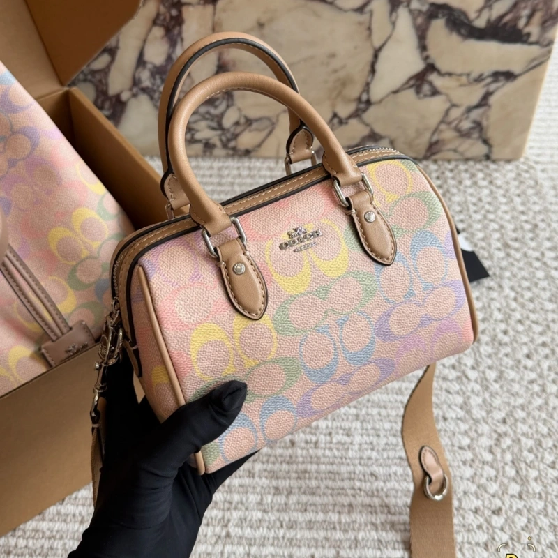 Macaron-colored Monogram Pattern-box