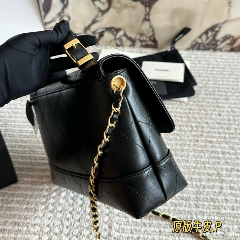 A large bag of calfskin-box