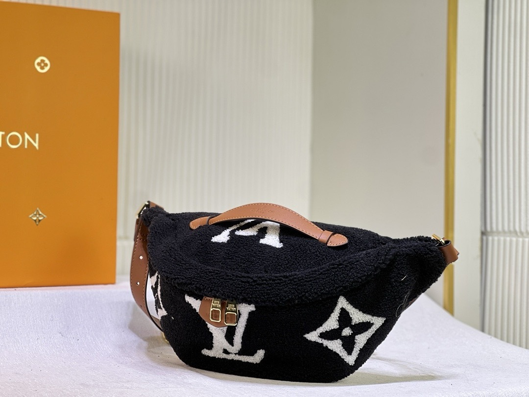 LV fashion new backpack casual waist bag cross-body bag outdoor sports backpack-without packaging box