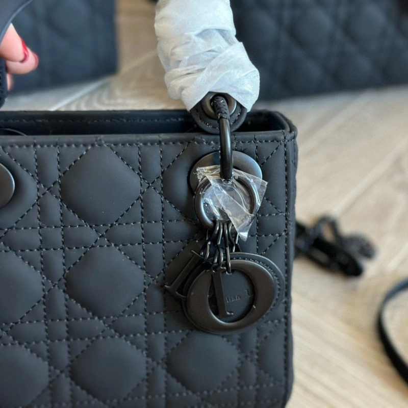 Nubuck leather – 3 sizes available-box