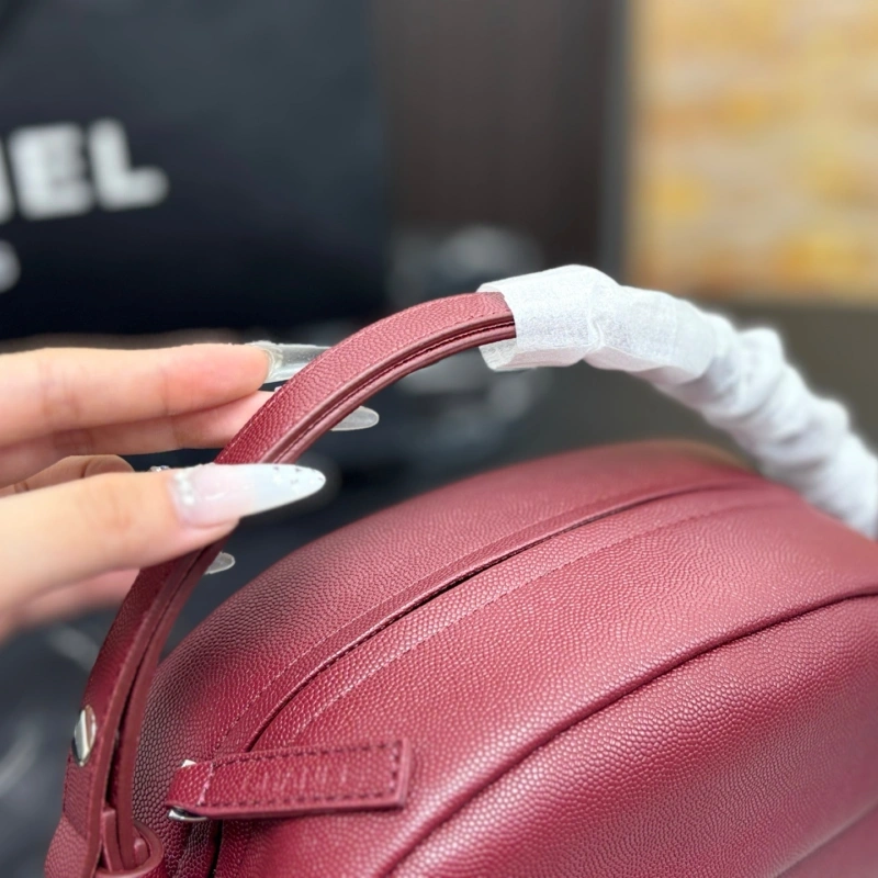 A super versatile tote bag-box