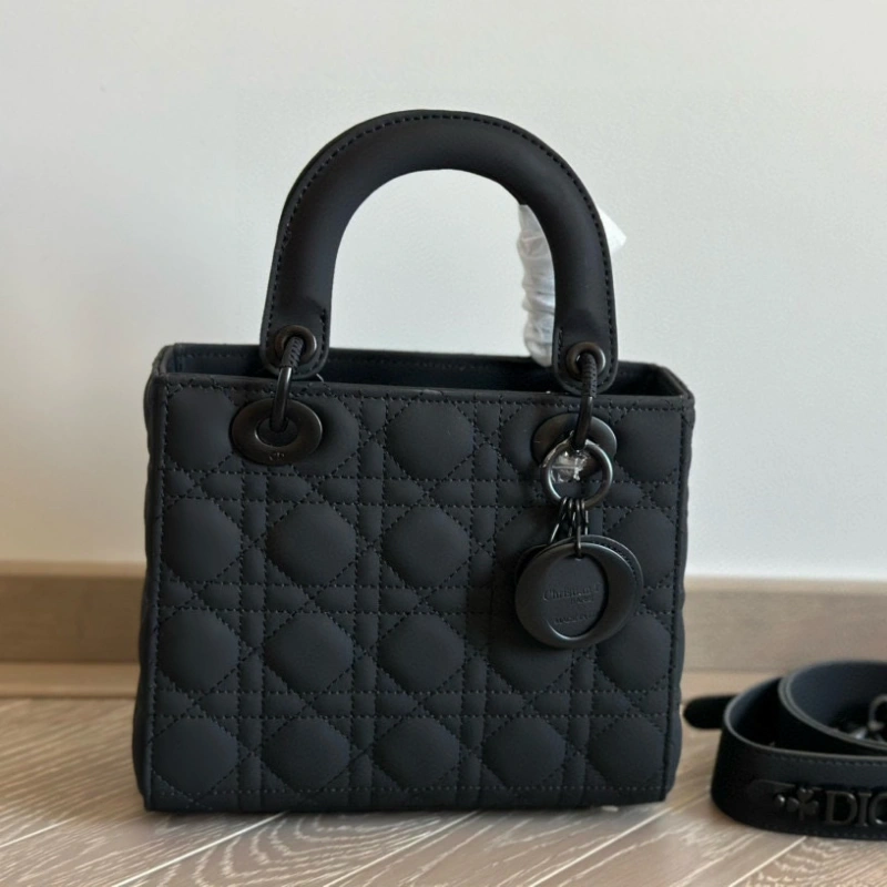 Nubuck leather – 3 sizes available-box