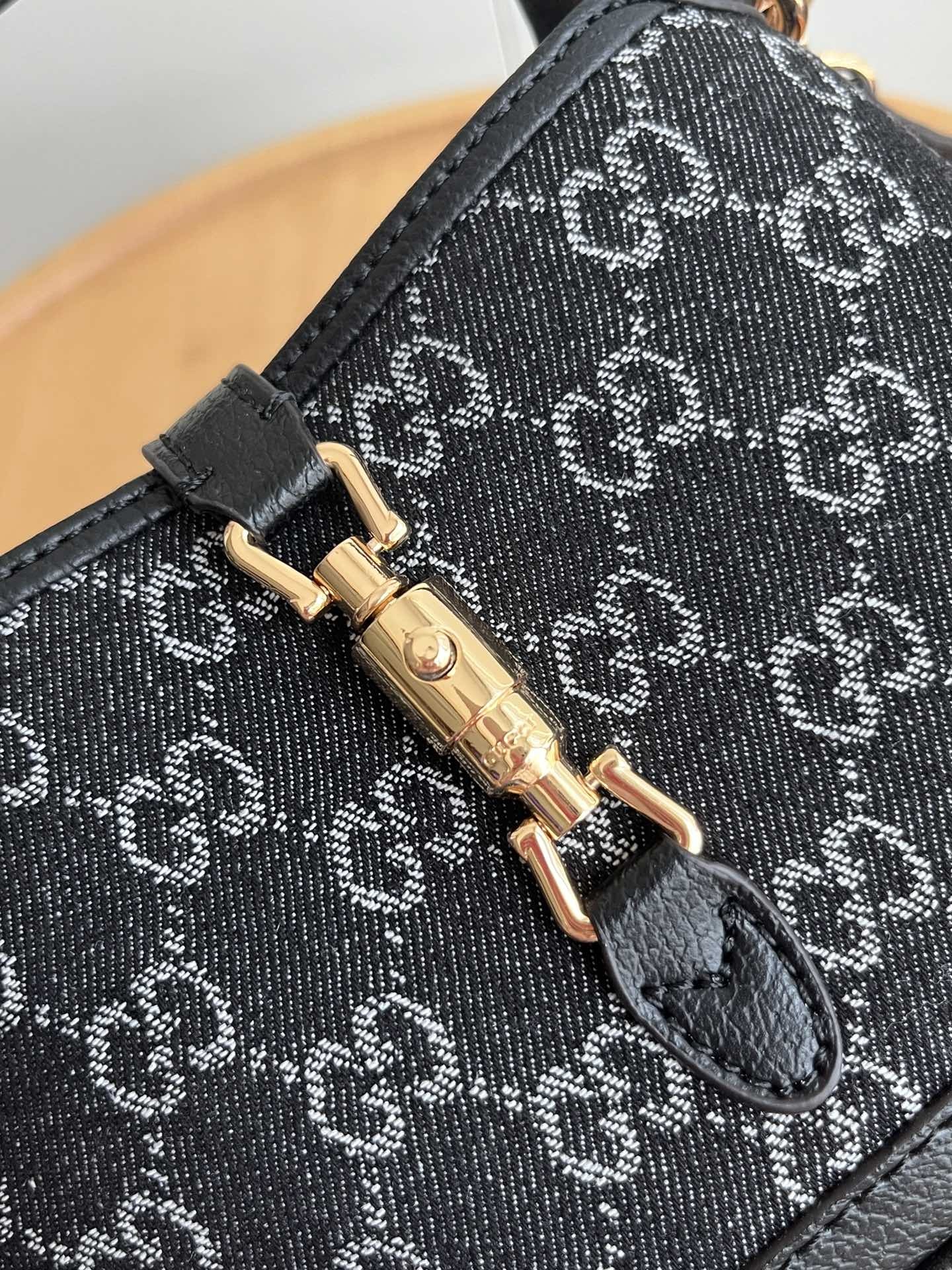 Summer small bag, women’s trendy fashion, saddle bag, women’s high-end sense, versatile, niche design, armpit bag-without packaging box
