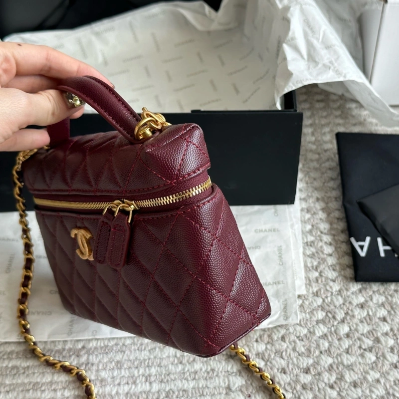 Scored the viral LP Box Bag! Feeling super lucky~box