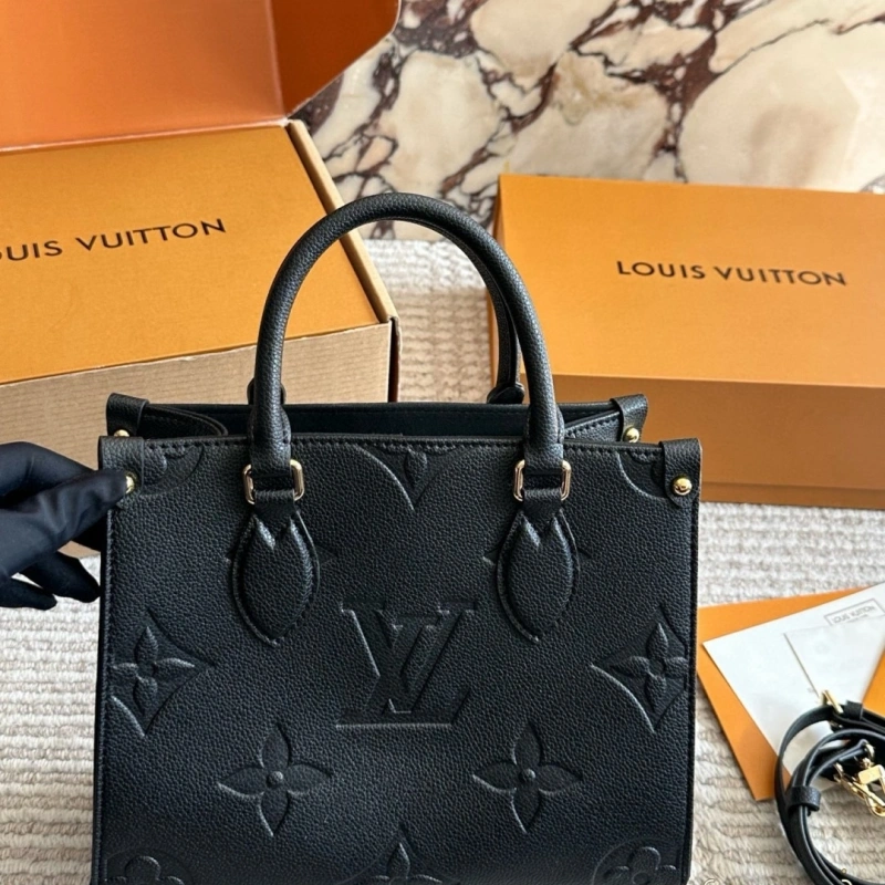Small S/S handbag with box