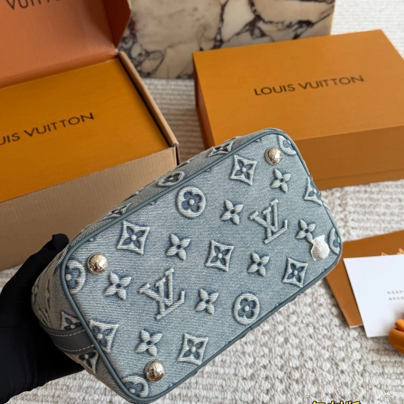 New Makeup Bag-box