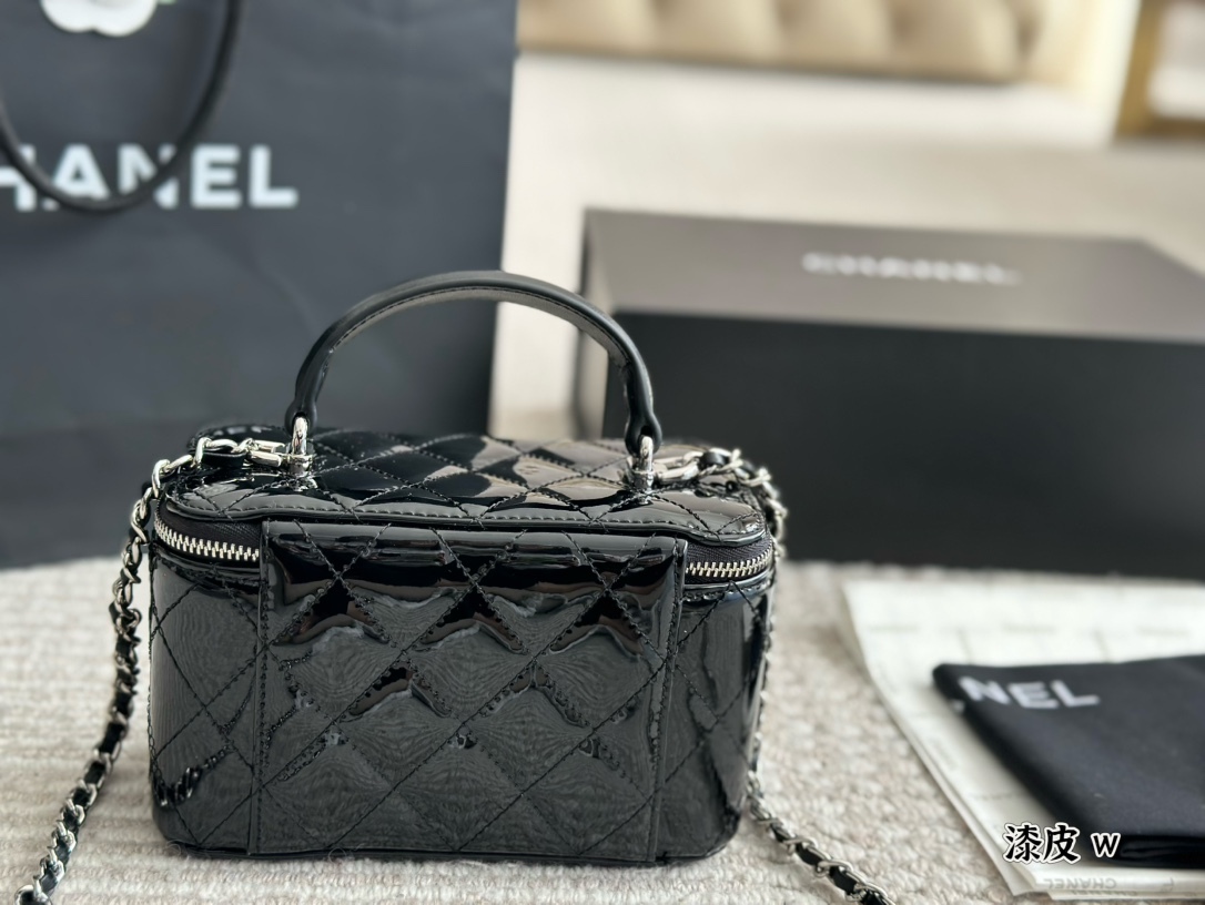 New genuine leather small fragrant style bag versatile single shoulder crossbody wandering bag women’s diamond grid chain bag-comes with gift box