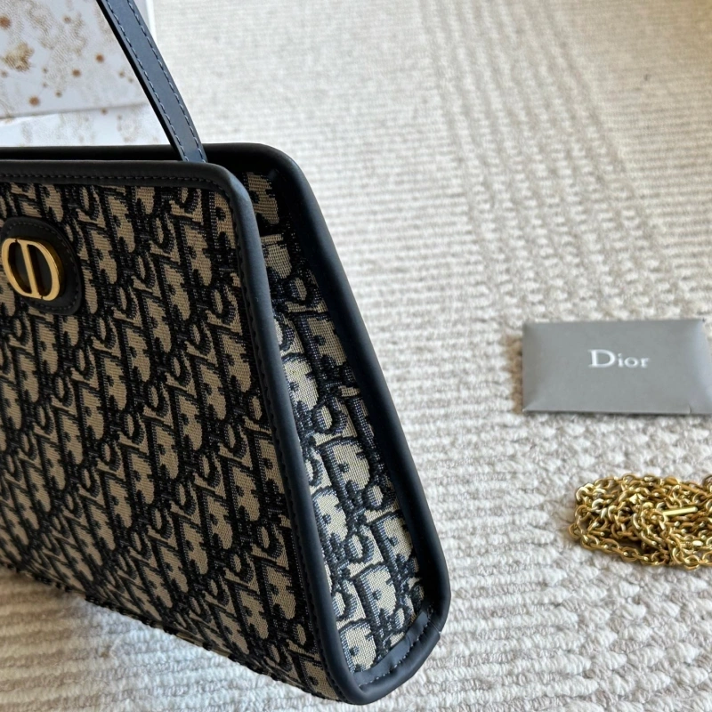 D home Oblique Chain Bag-box