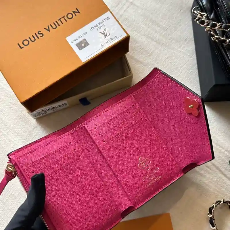 L family Doudou wallet-box