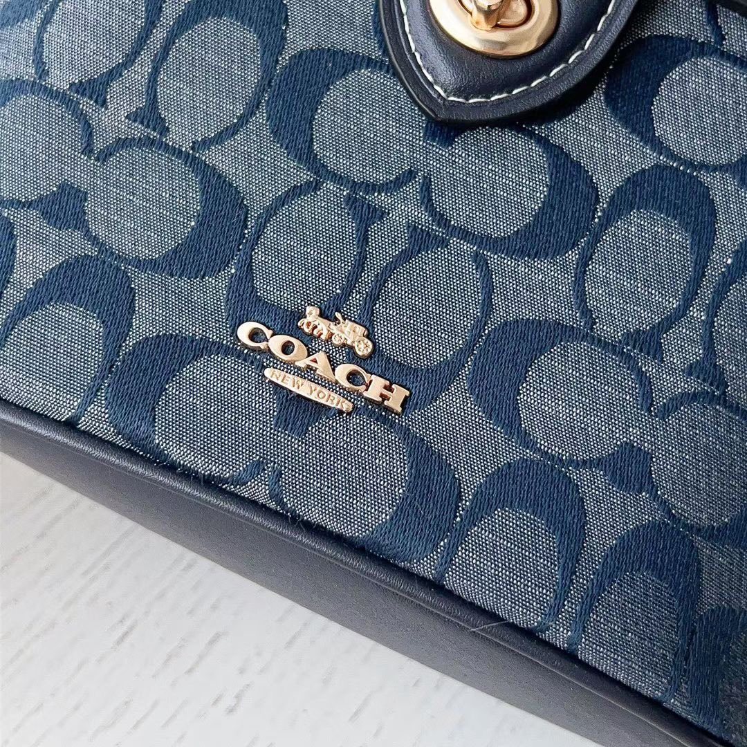 Women’s bag, Kay box bag, Georgie vintage makeup bag, carriage buckle, single shoulder crossbody handbag-without packaging box