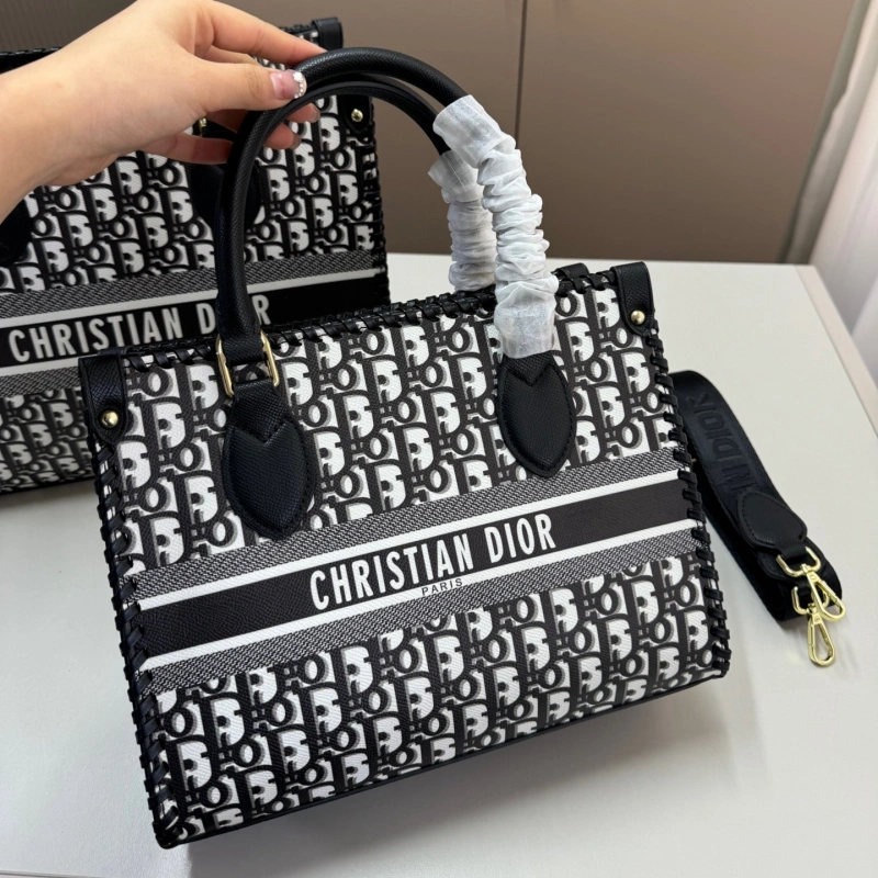 Perfect for work and play, with a spacious interior-box