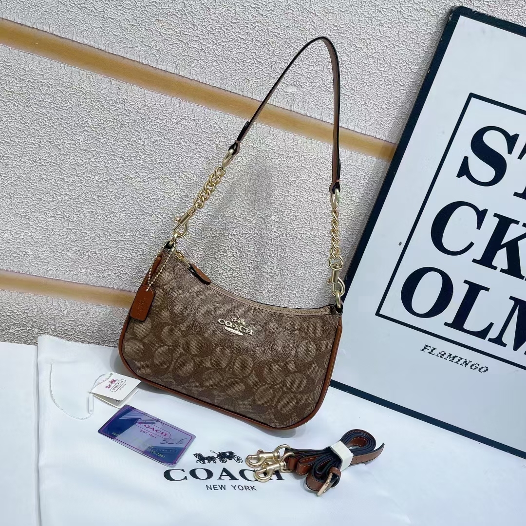 Coach underarm bag and tote shoulder bag
