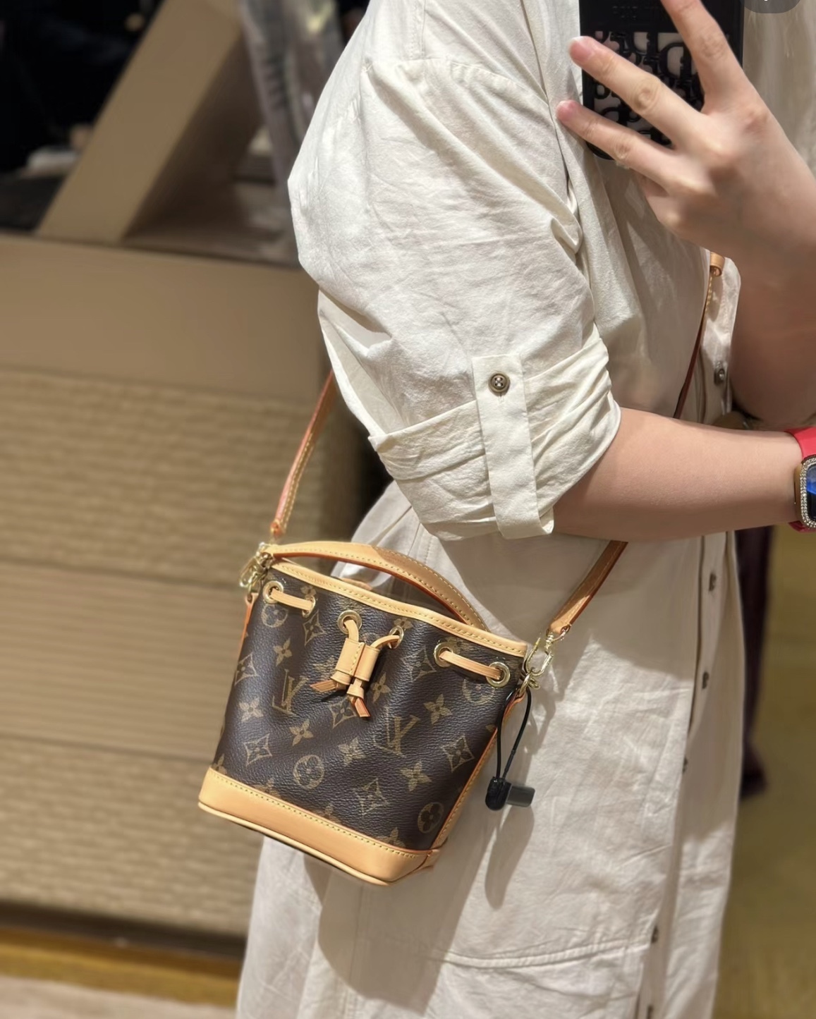 Summer new high-end women’s bag made of genuine leather with floral stripes, mini bucket bag, shoulder bag, crossbody bag, hand-held small bag-without packaging box