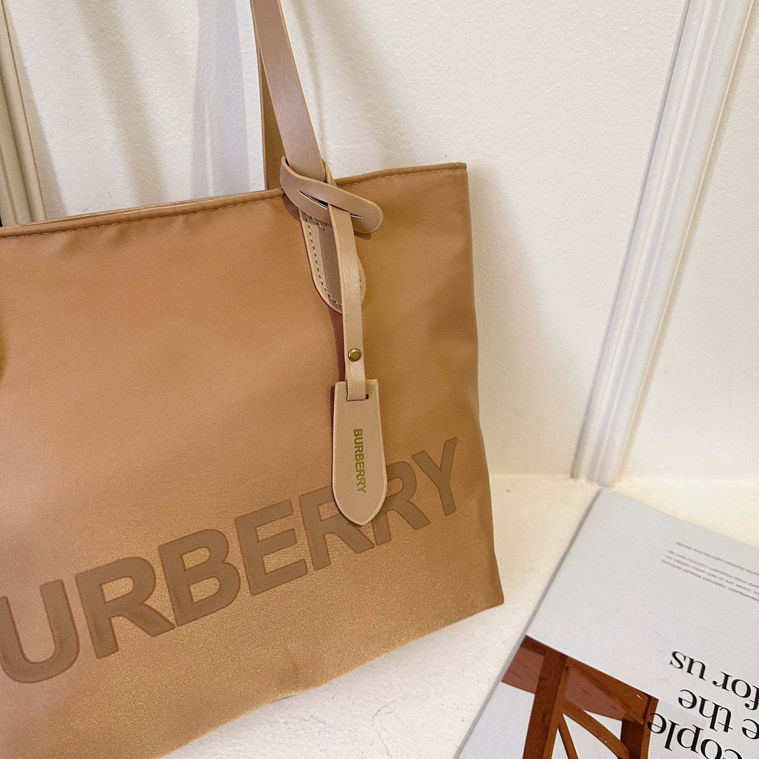 BURBERRY handbag-without packaging box