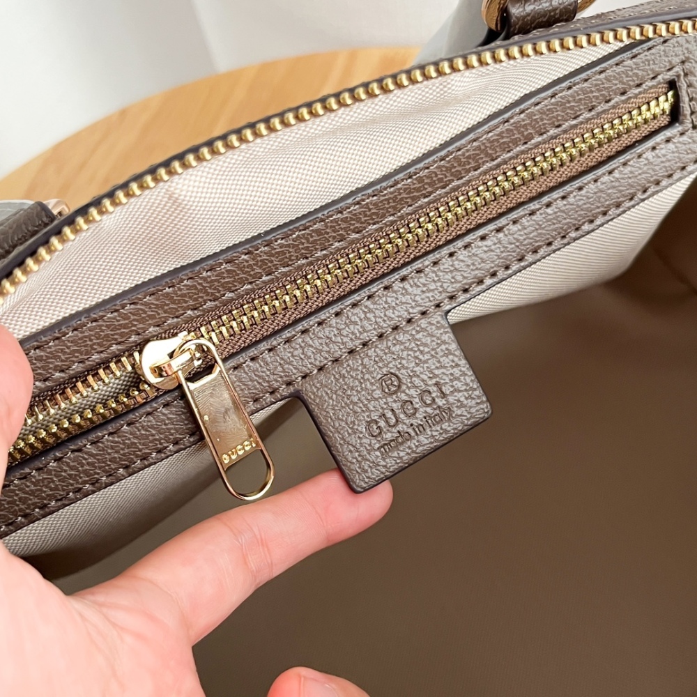 Women’s versatile bag with large capacity and high-end feel, single shoulder diagonal cross handbag-without packaging box