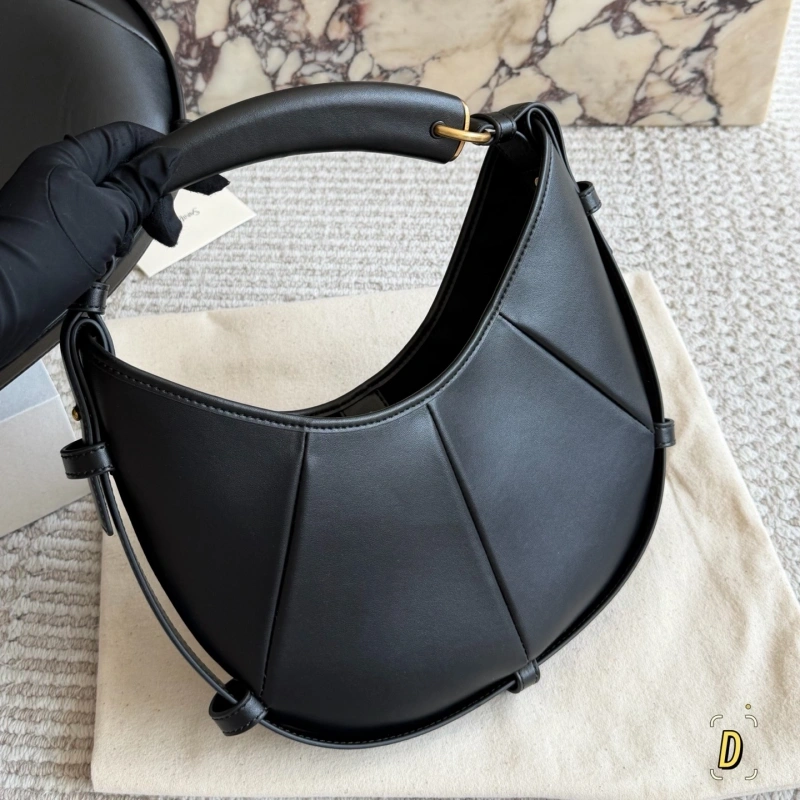 Leather with horn handles and antique gold buckles—vintage yet edgy-no box