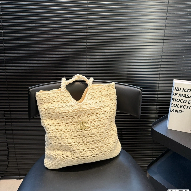 Off-white Crochet Bag-no box