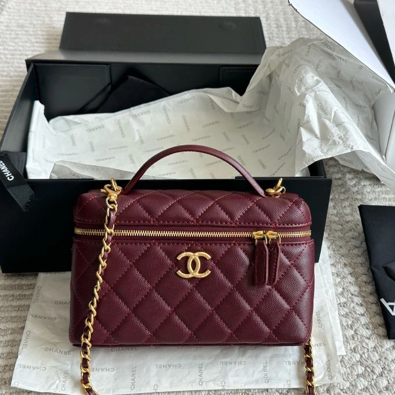 Scored the viral LP Box Bag! Feeling super lucky~box