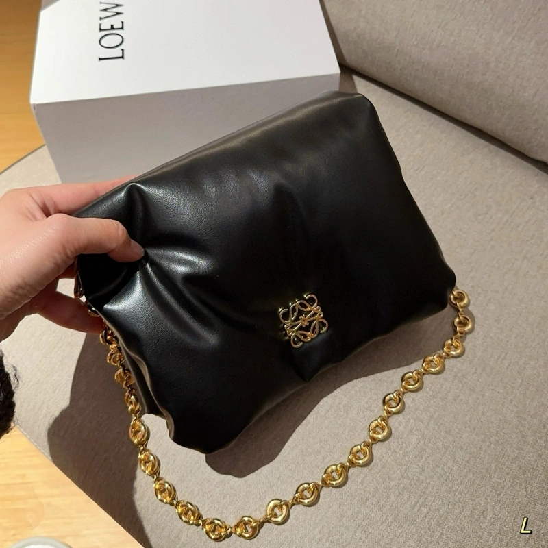 Cloud chain bag-box