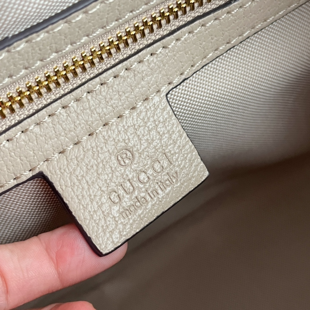 Women’s versatile bag with large capacity and high-end feel, single shoulder diagonal cross handbag-without packaging box