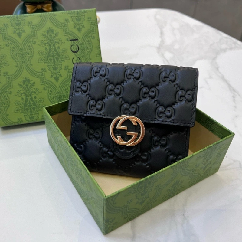 GG embossed G cowhide clip-box