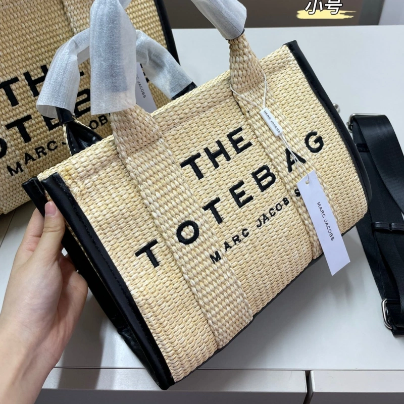 Raffia straw tote-no box
