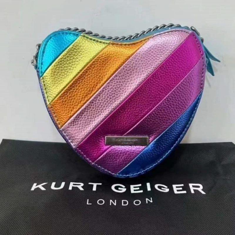 The ladies’ bag is sold without a box