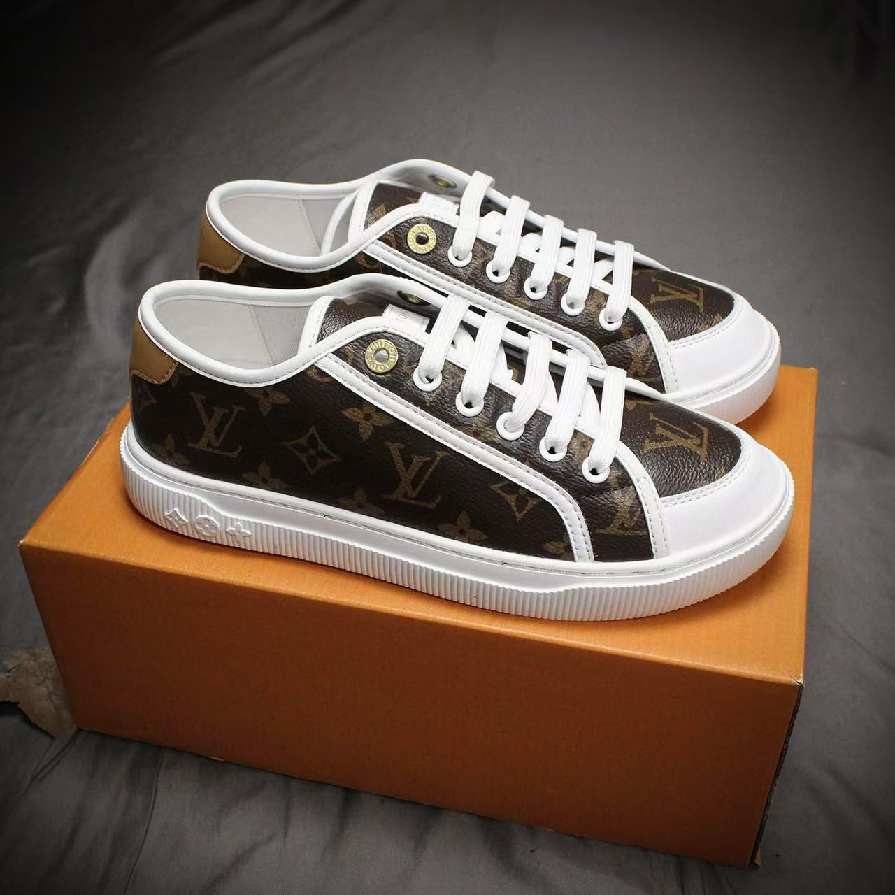 LV  Classic