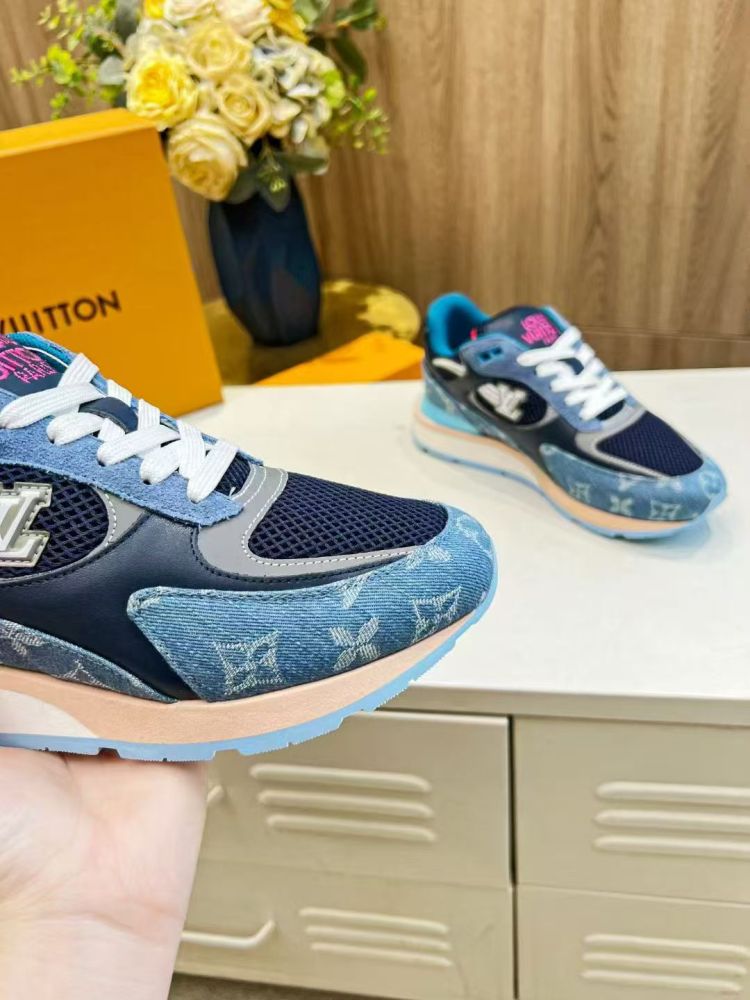 LV  sneakers