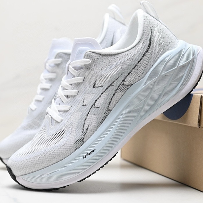 Asics SuperBlast 2