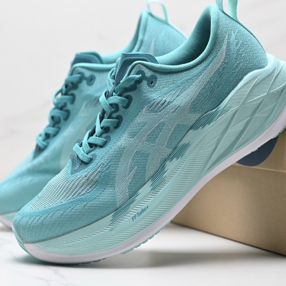 Asics SuperBlast 2